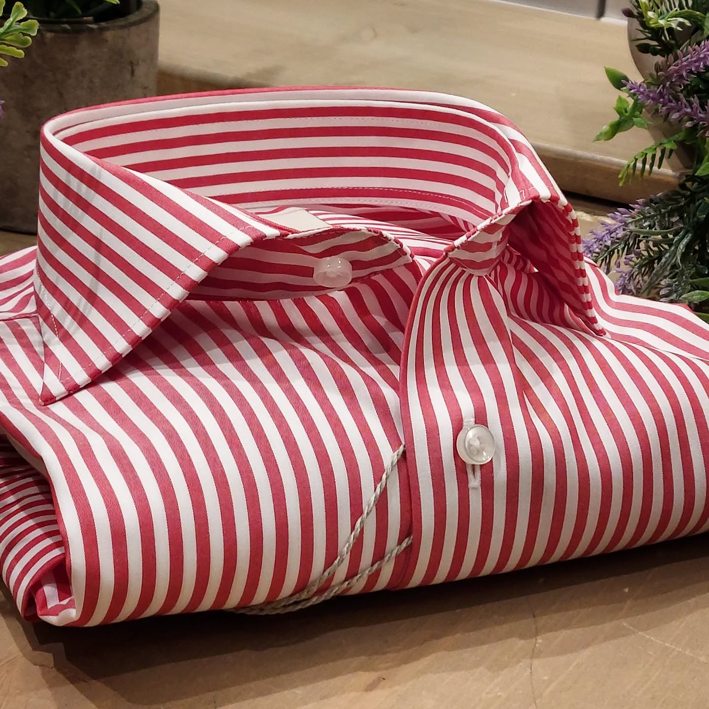 Camicia in Cotone No Stiro Rigata Rosso e Bianco Collo Francese