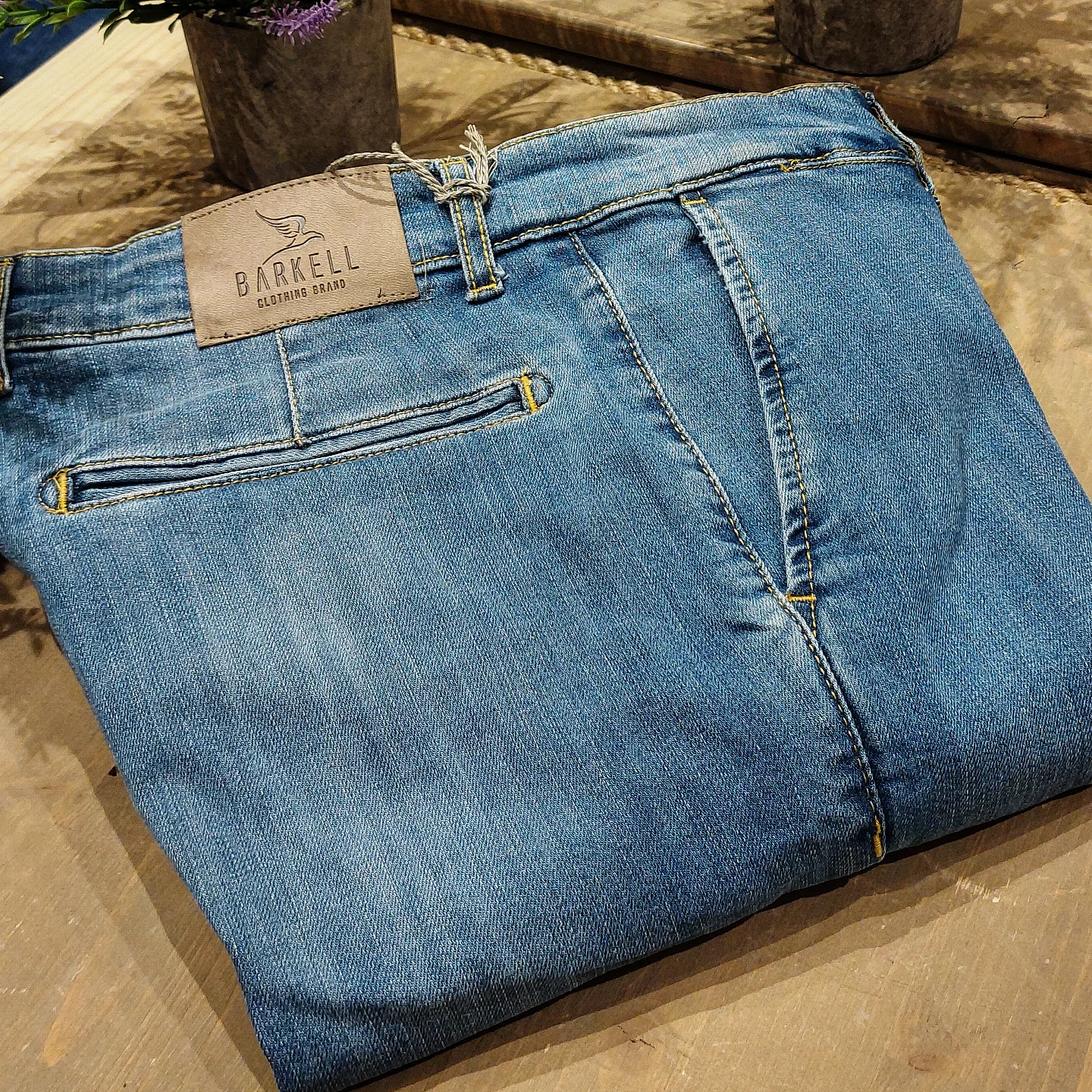 Jeans Modello Chinos Lavaggio Used Wash