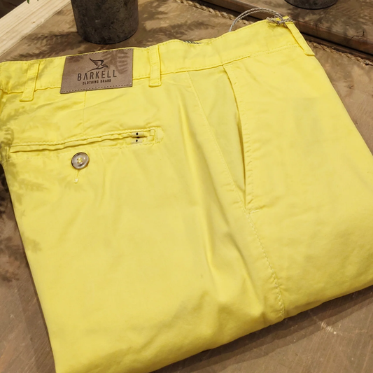 Pantalone Giallo Modello Chinos in Cotone Gabardina