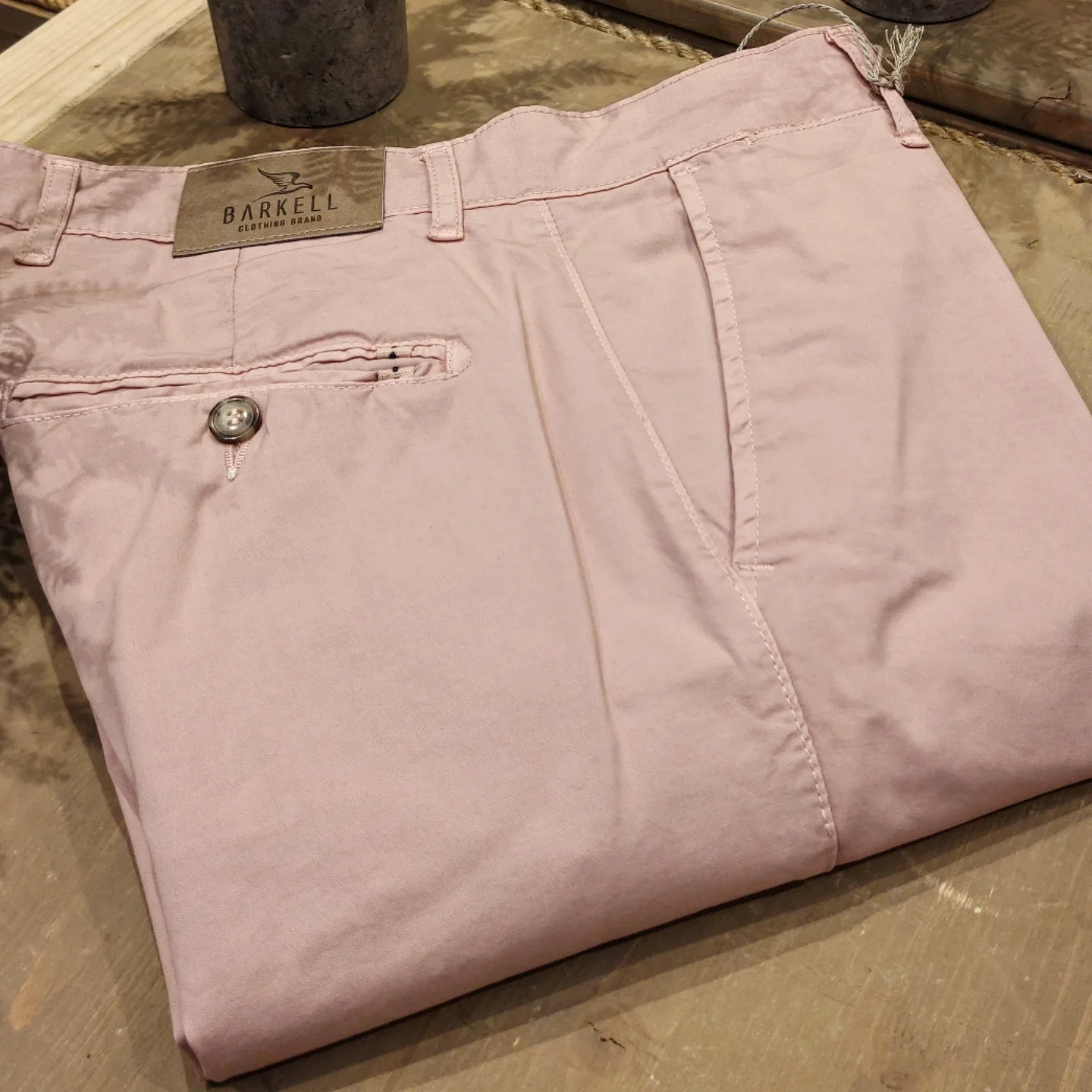 Pantalone Rosa Modello Chinos in Cotone Gabardina