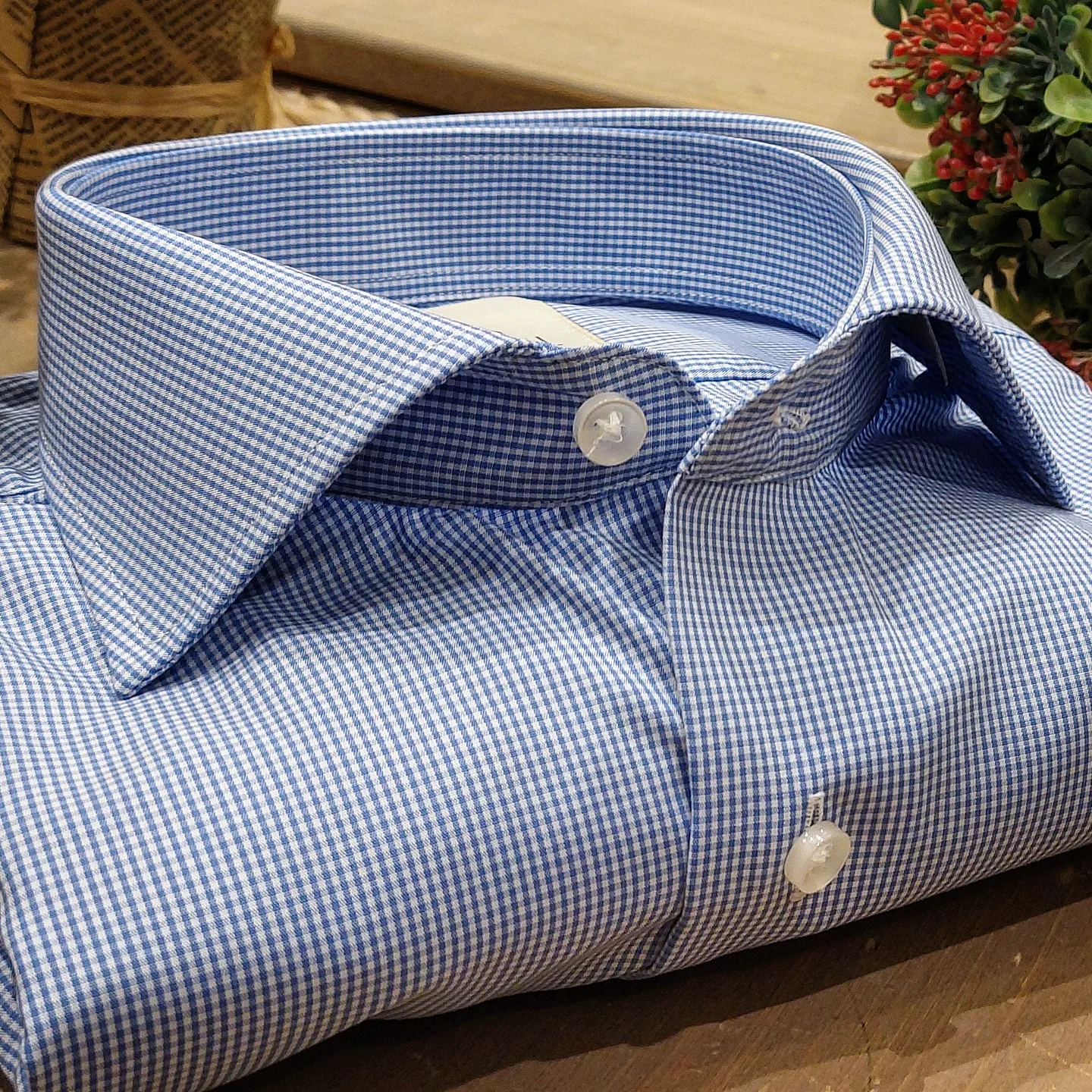 Camicia in Cotone No Stiro Micro Quadro Celeste e Bianco Collo Francese