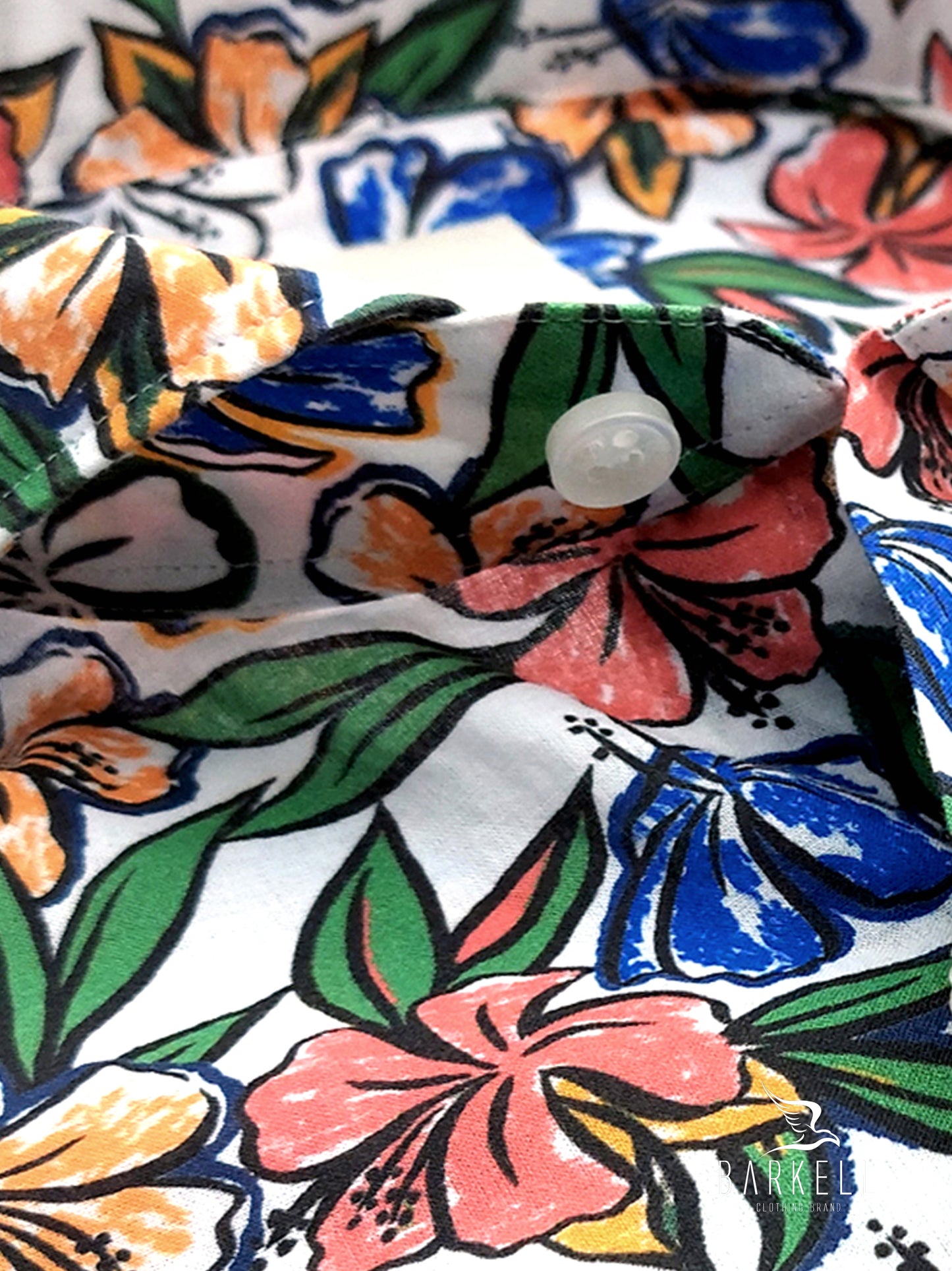 Camicia in Cotone Fantasia Floreale Multicolore Fondo Bianco Collo Francese Cutaway