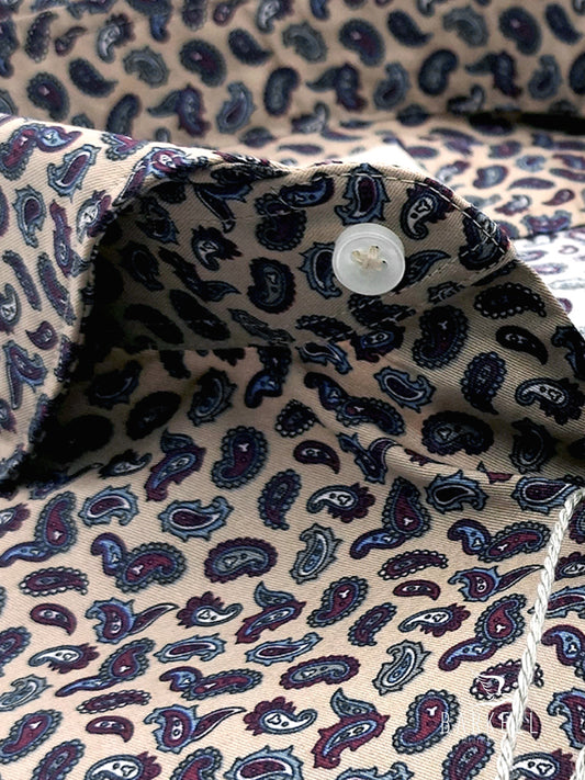 Camicia in Cotone Fantasia Cashmere Multicolore Fondo Sabbia Collo Francese Cutaway