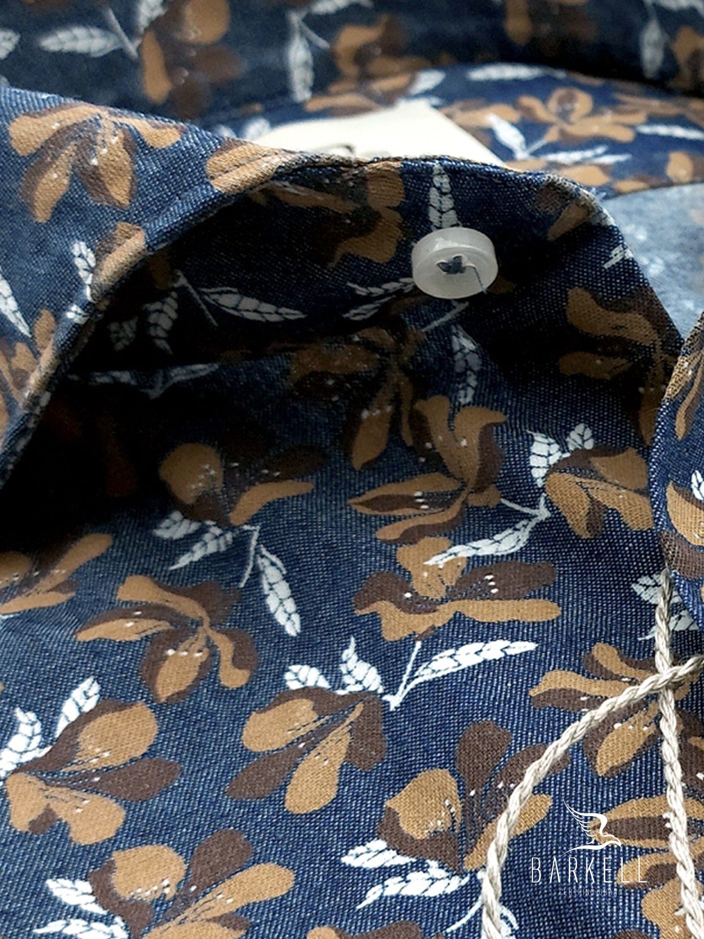 Camicia in Jeans Fantasia Fiorata Coloniale Fondo Stone Denim Medio Collo Francese Cutaway