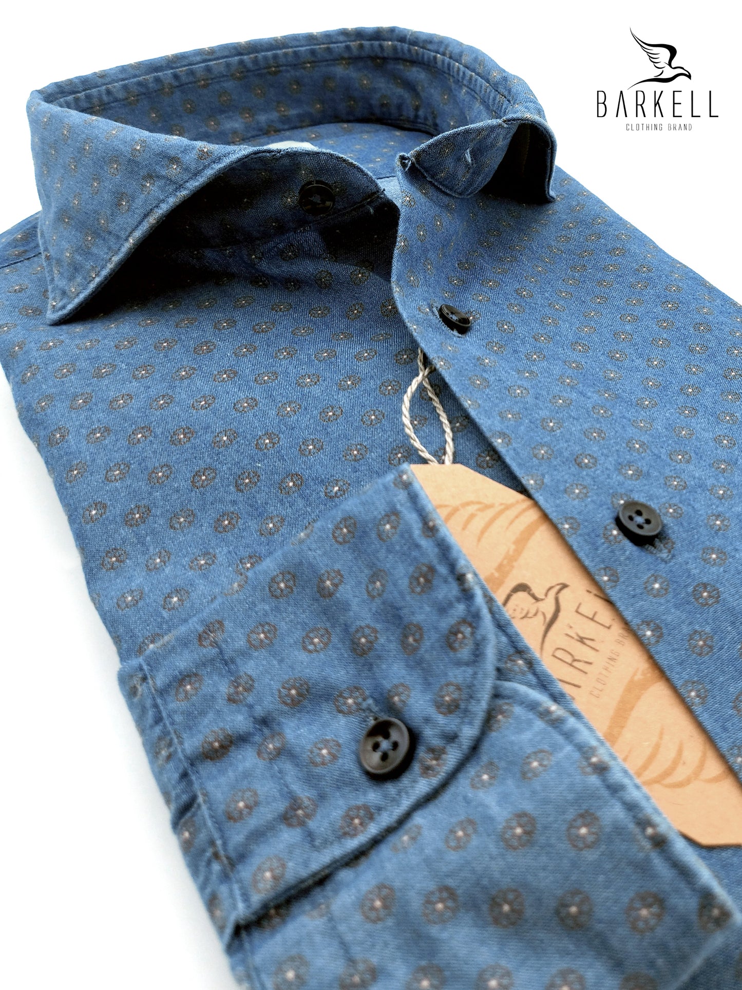 Camicia in Jeans Fantasia Margherite Marroni Fondo Stone Denim Chiaro Collo Francese Cutaway