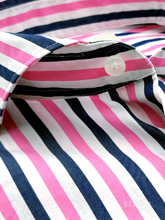 Camisa de algodón a rayas azules y rosas con cuello italiano