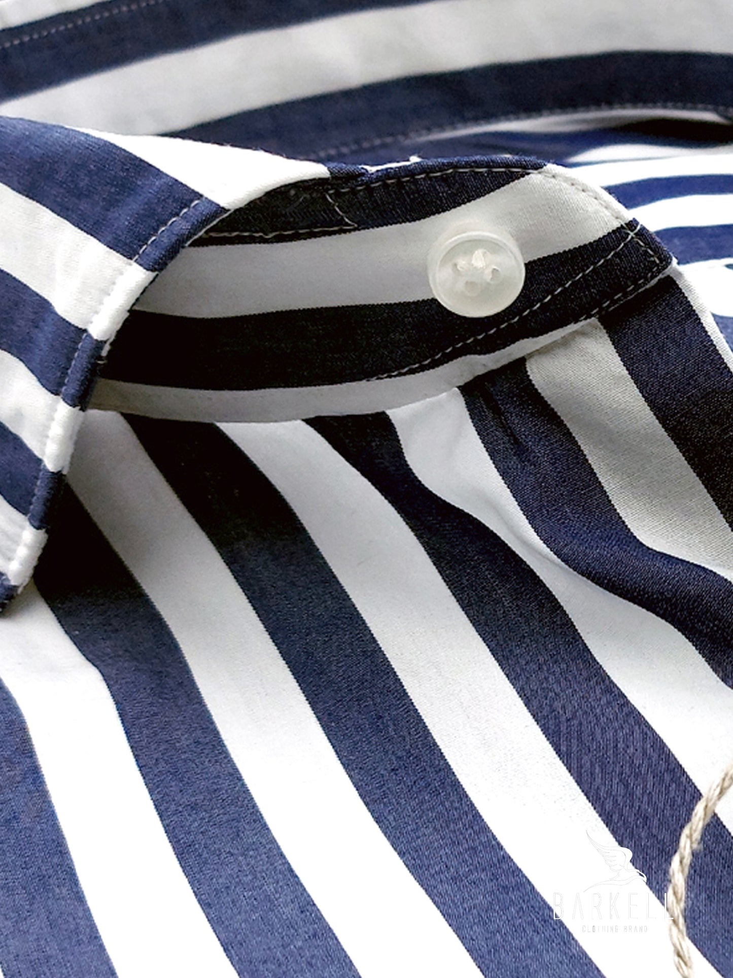 Camicia in Cotone Rigata Blu e Bianco Collo Francese Cutaway