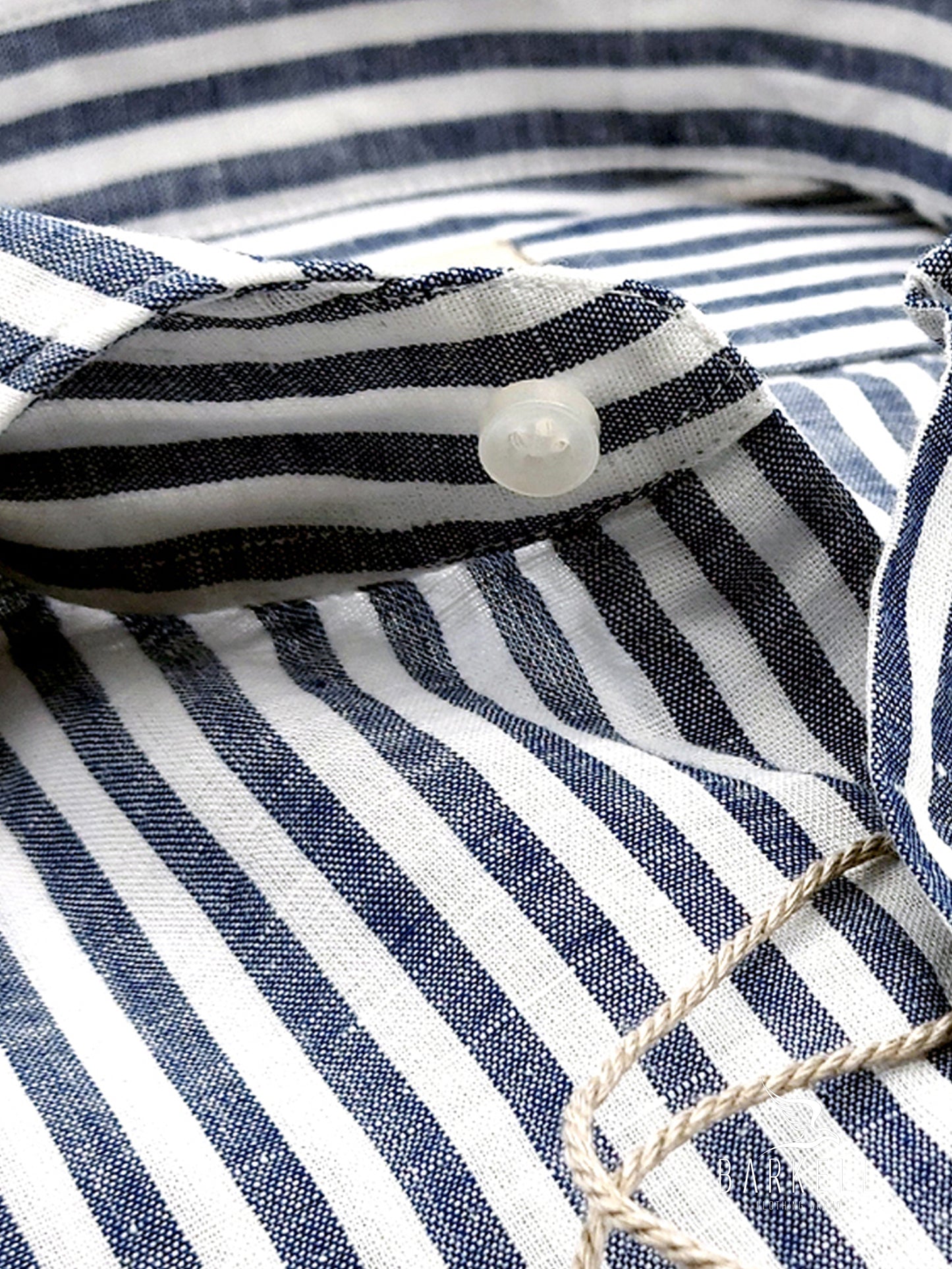 Camicia in Misto Lino Rigato Blu e Bianco Collo Francese Cutaway