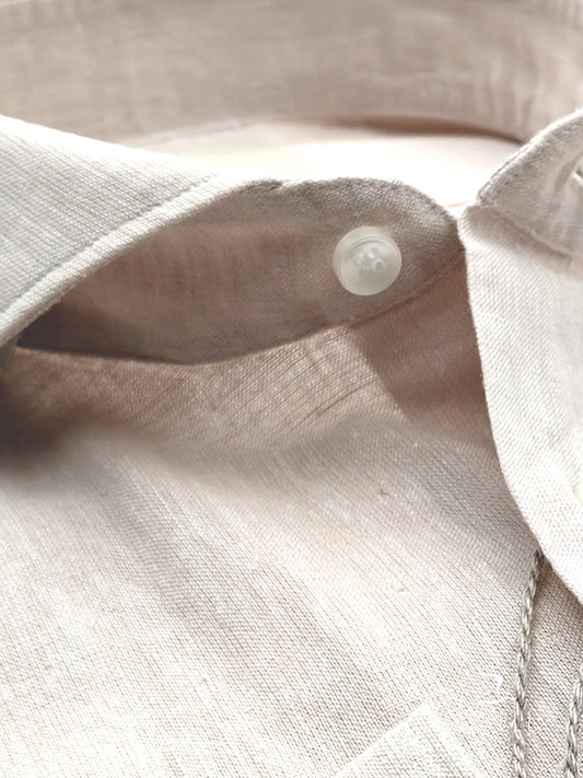 Camicia in Misto Lino Sabbia Collo Francese Cutaway