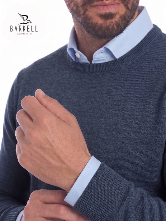 Jersey de cuello redondo de pura lana merino extrafina en azul denim