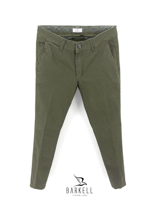 Pantalone Verde Militare Modello Chinos in Cotone Piquet