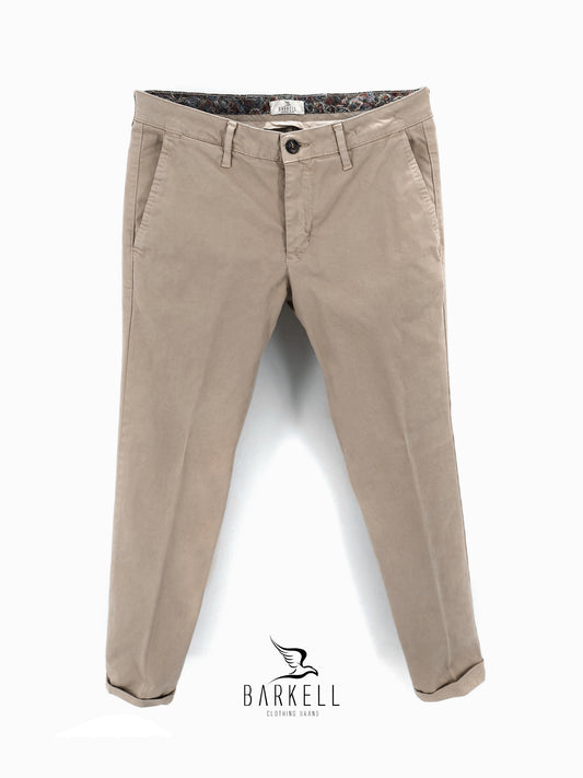 Pantalone Corda Modello Chinos in Cotone Raso