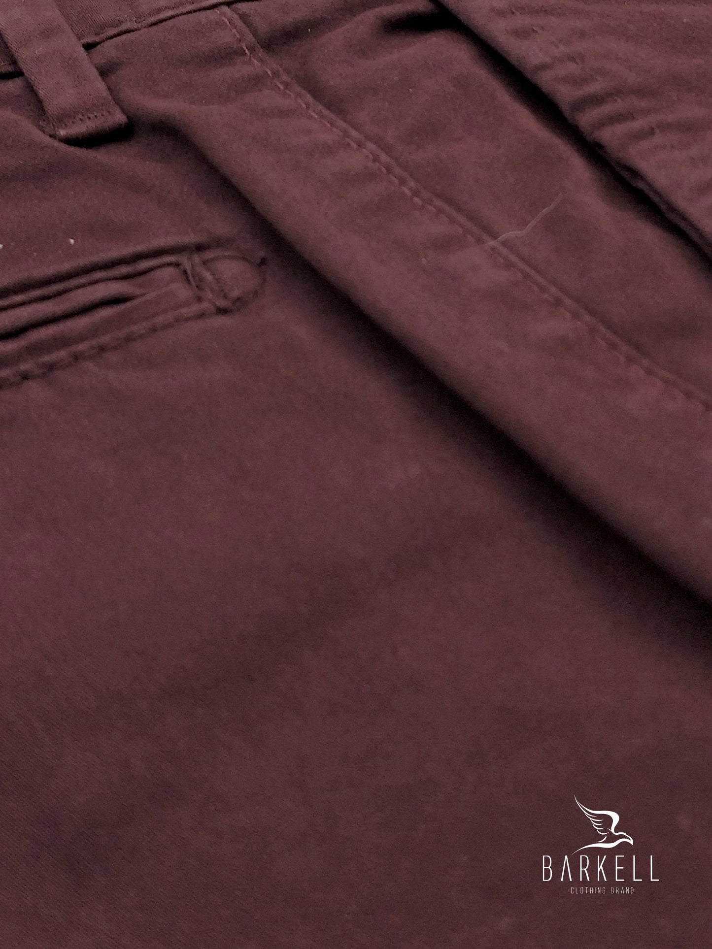 Pantalone Bordeaux Modello Chinos in Cotone Raso