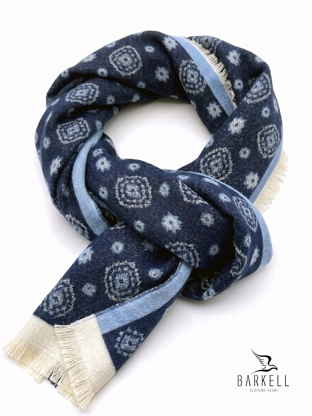 Sciarpa in Poliviscosa Effetto Lana Fantasia Jacquard Geometrica Fondo Blu Jeans