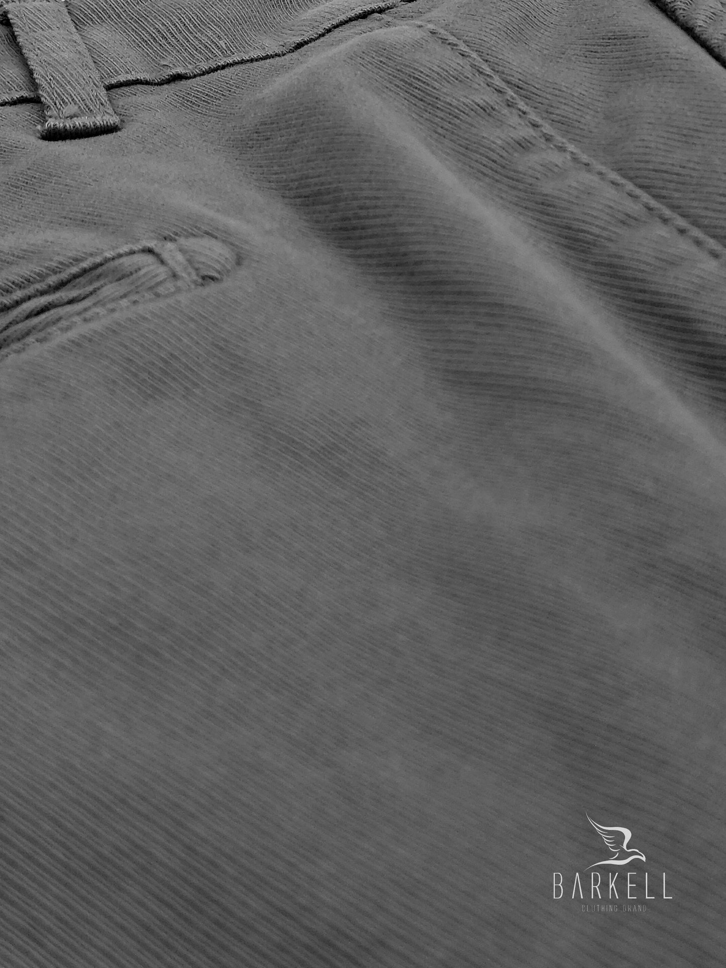 Pantalone Grigio Ferro Modello Chinos in Cotone Cannettato Diagonale