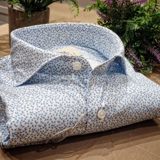 Camicia in Cotone Fantasia Fiorellini Azzurri Fondo Bianco Collo Francese Cutaway