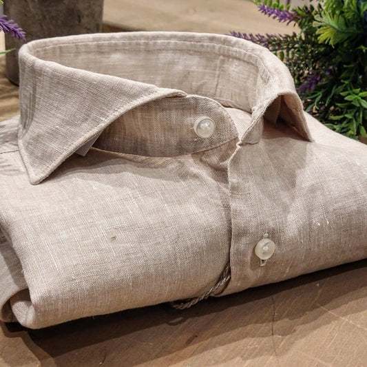 Camicia in Puro Lino Sabbia Collo Francese Cutaway