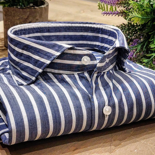 Camicia in Cotone Rigata Blu Denim e Bianco Collo Francese Cutaway
