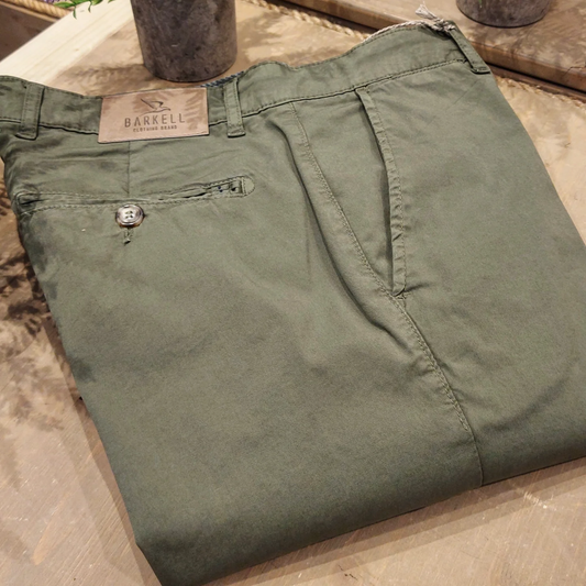 Pantalone Salvia Modello Chinos in Cotone Gabardina