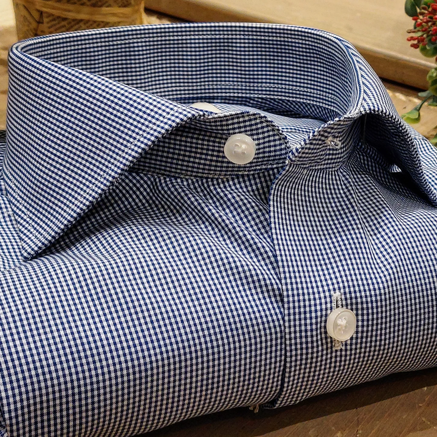 Camicia in Cotone No Stiro Micro Quadro Blu e Bianco Collo Francese