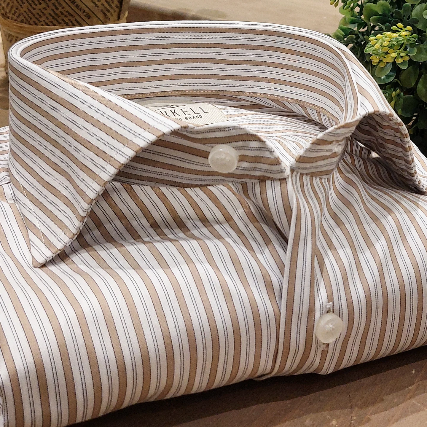 Camicia in Cotone Rigata Sabbia e Bianca Collo Francese