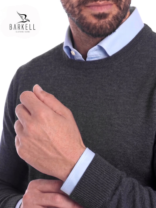 Pull col rond en pure laine mérinos extrafine de couleur anthracite