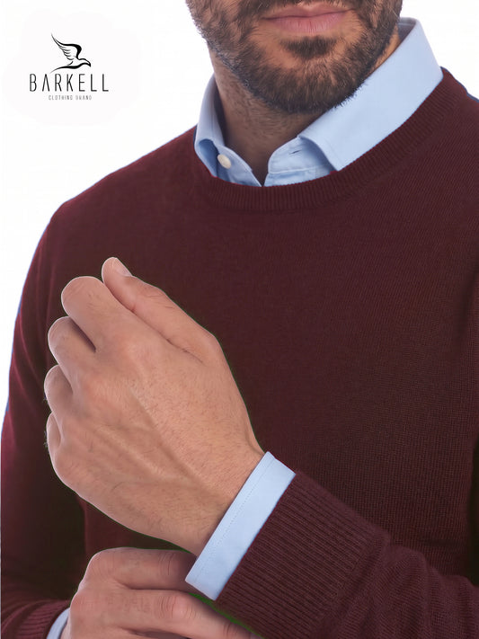 Jersey de cuello redondo de pura lana merino extrafina en color burdeos