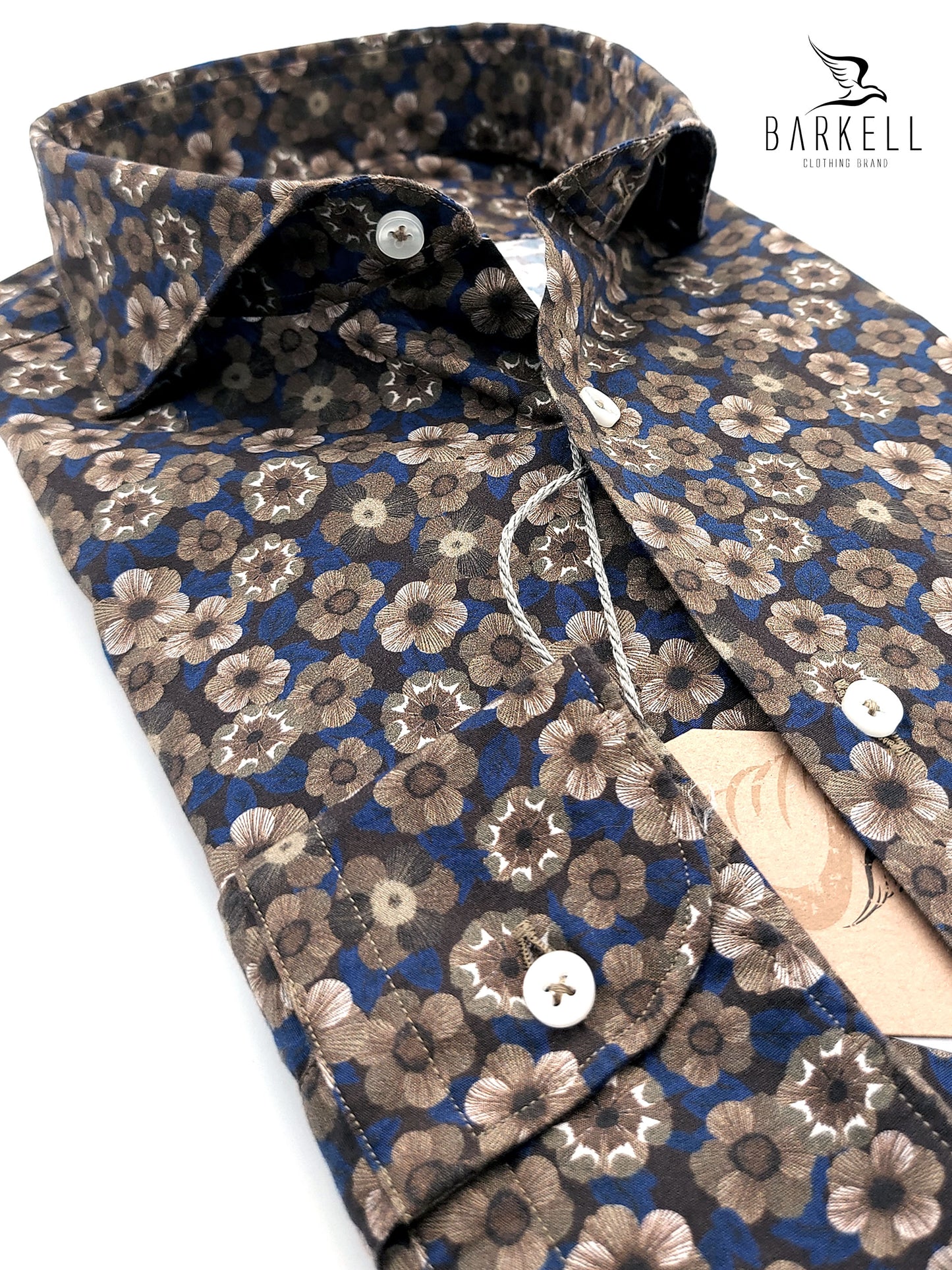 Camicia in Cotone Fantasia Fiorata Nocciola Fondo Blu Collo Francese Cutaway