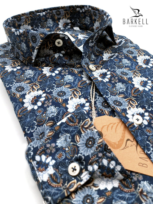 Camicia in Cotone Fantasia Floreale Multicolore Fondo Indaco Collo Francese Spread