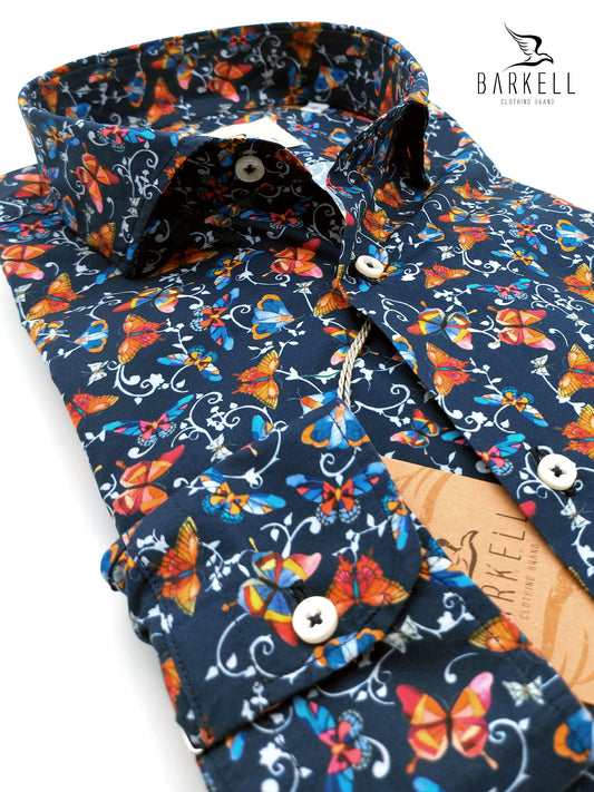 Camicia in Cotone Fantasia Farfalle Multicolore Fondo Blu Collo Francese Spread
