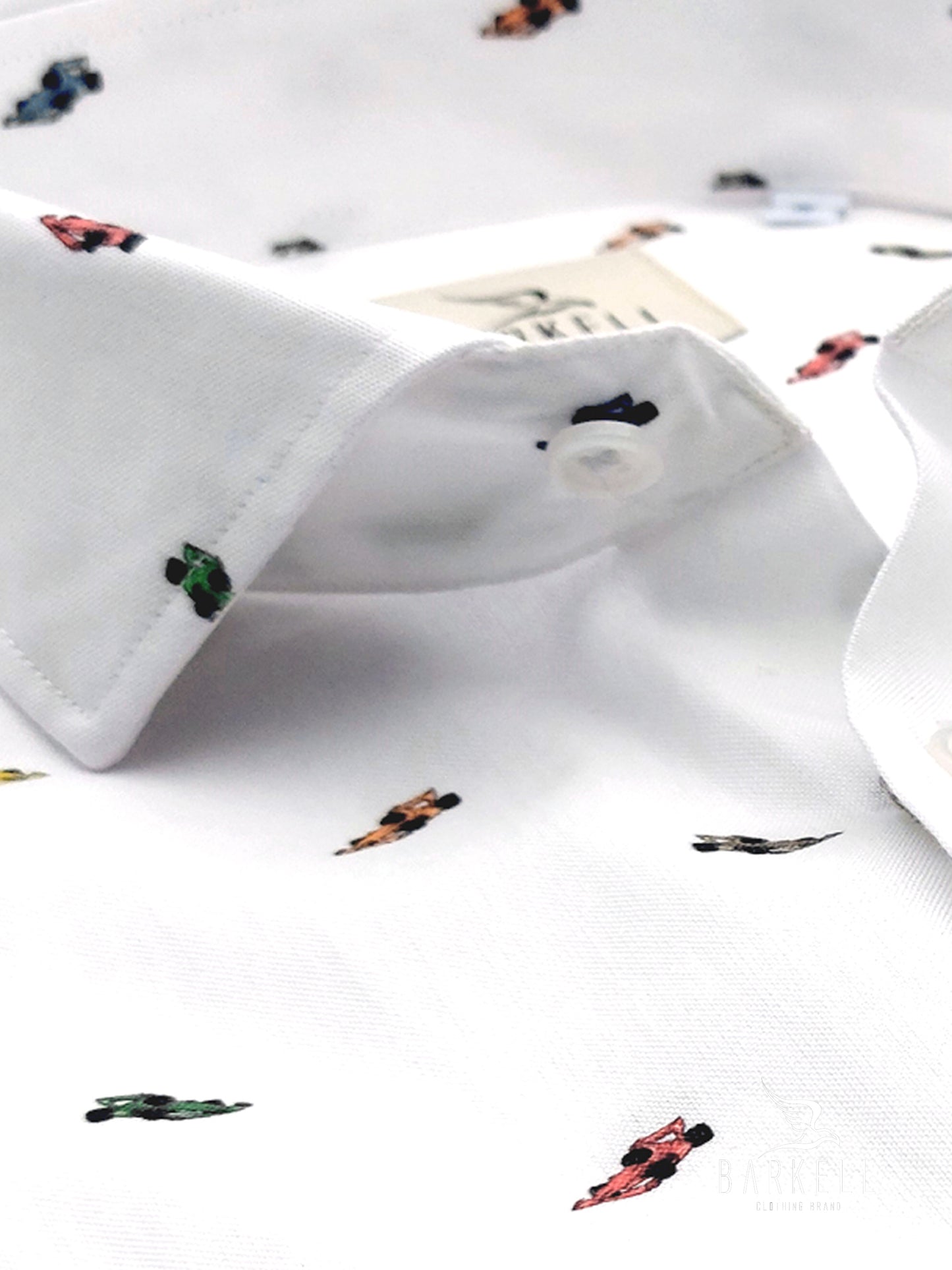 Camicia in Cotone Oxford Pinpoint Fantasia Formula Uno Multicolor Fondo Bianco Collo Francese Spread