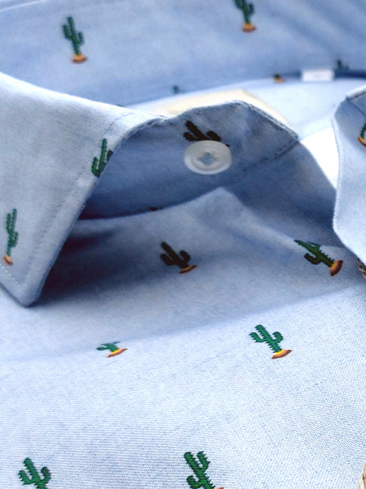 Camicia in Cotone Oxford Pinpoint Fantasia Cactus Verde Fondo Azzurro Collo Francese Spread