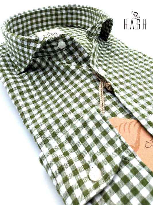 Camicia in Misto Lino Quadro Bianco e Verde Collo Francese Cutaway