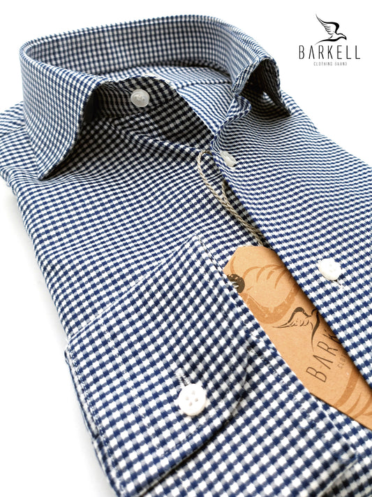 Camicia in Cotone Microfantasia Armaturata Bianca e Blu Collo Francese