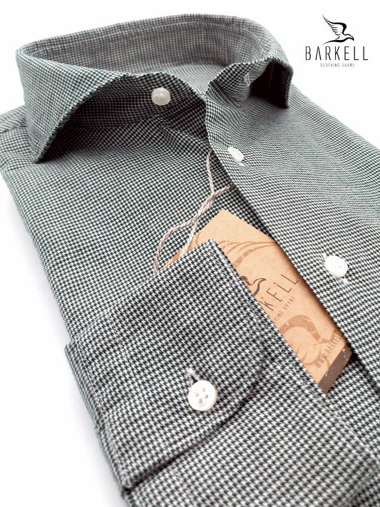 Camicia in Cotone Flanellato Microfantasia Pied de Poule Verde Fondo Bianco Collo Francese Cutaway