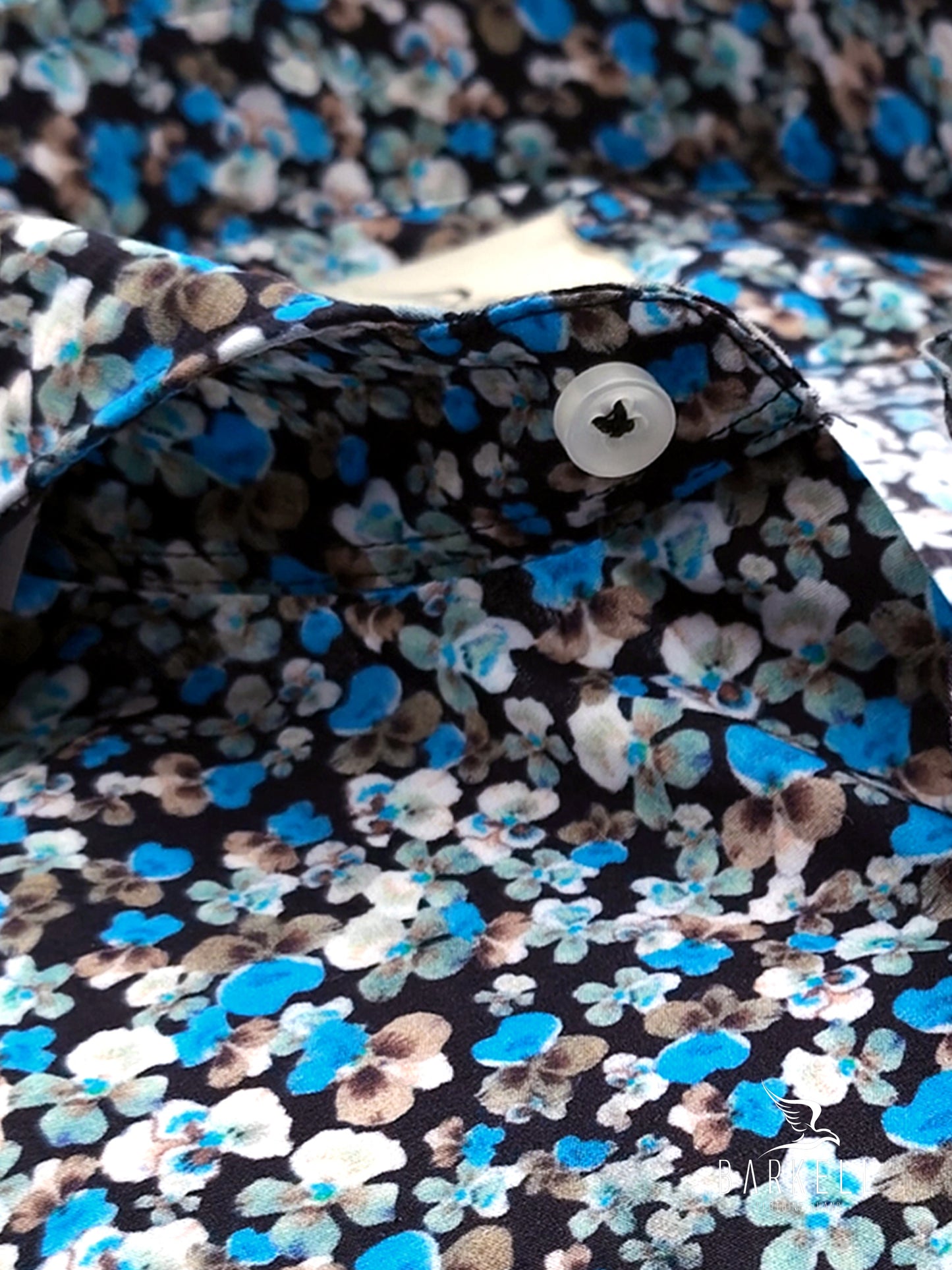 Camisa de algodón con estampado floral multicolor y cuello francés italiano