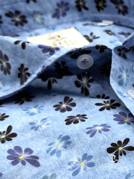 Camicia in Cotone Fantasia Floreale Multicolore Fondo Azzurro Collo Francese Piccolo