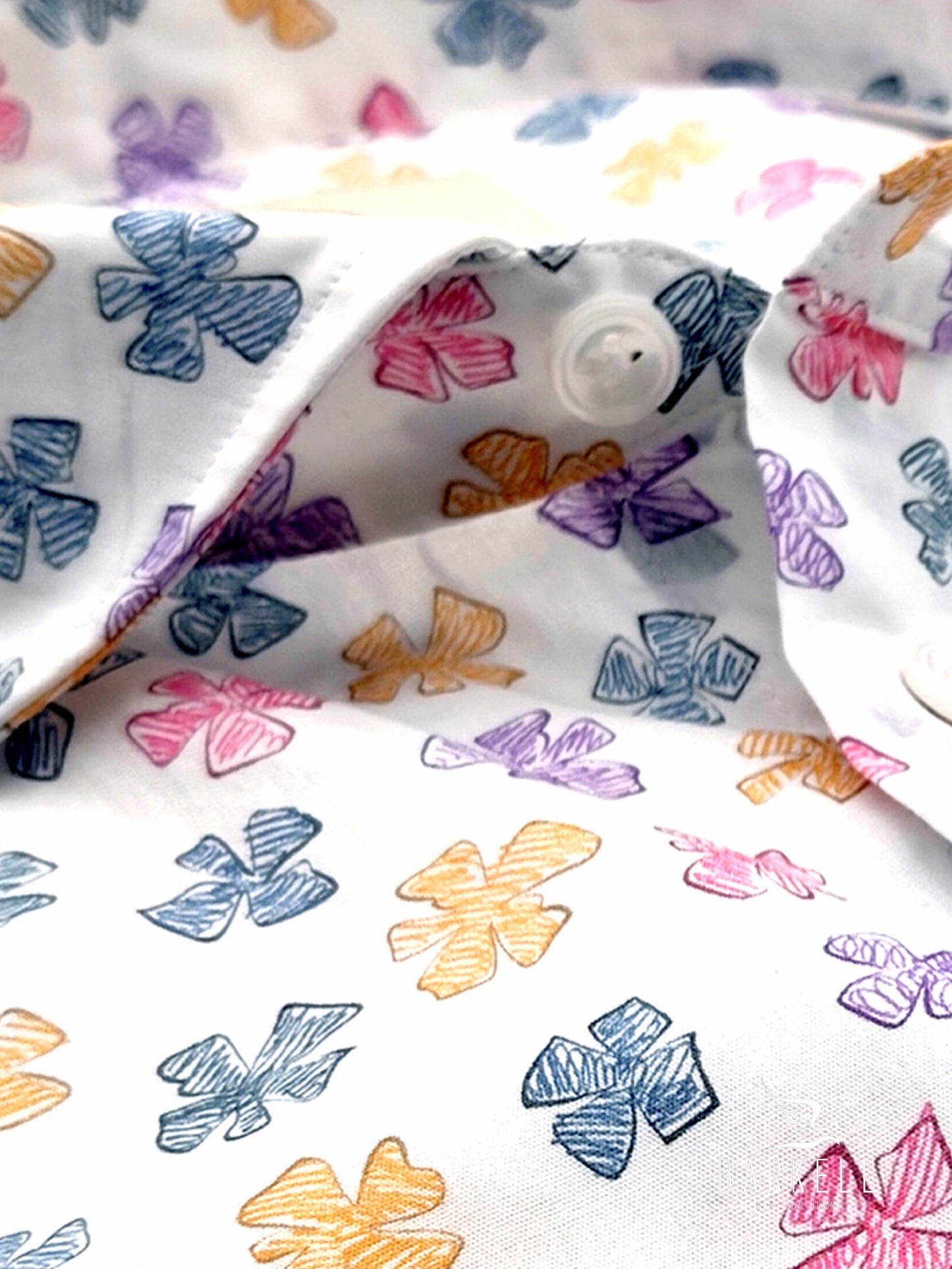 Camicia in Cotone Fantasia Fiore Multicolore Fondo Bianco Collo Francese Piccolo