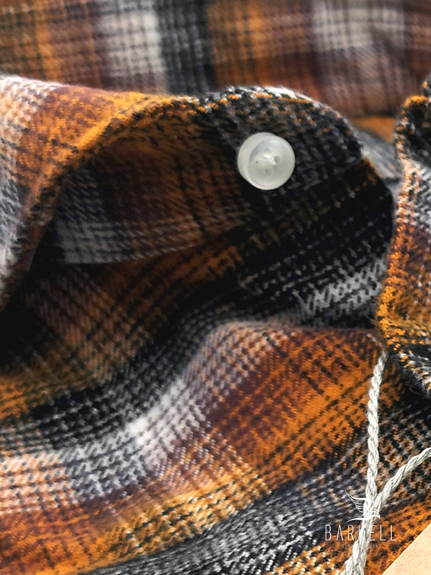 Camicia in Cotone Flanellato Pesante Quadro Multicolore Fondo Arancio Collo Francese Cutaway