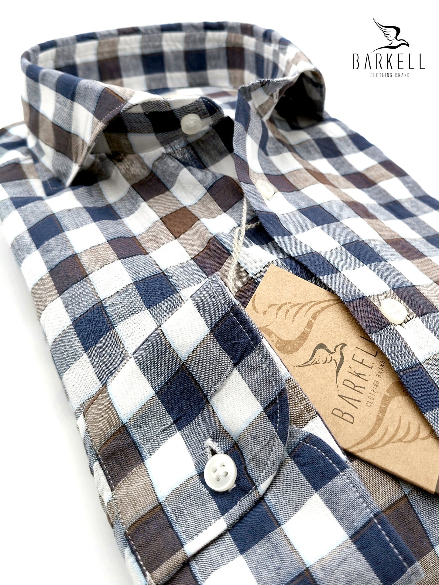 Camisa Mezcla Lino Cuadros Marrón y Azul con Cuello Italiano Fondo Blanco