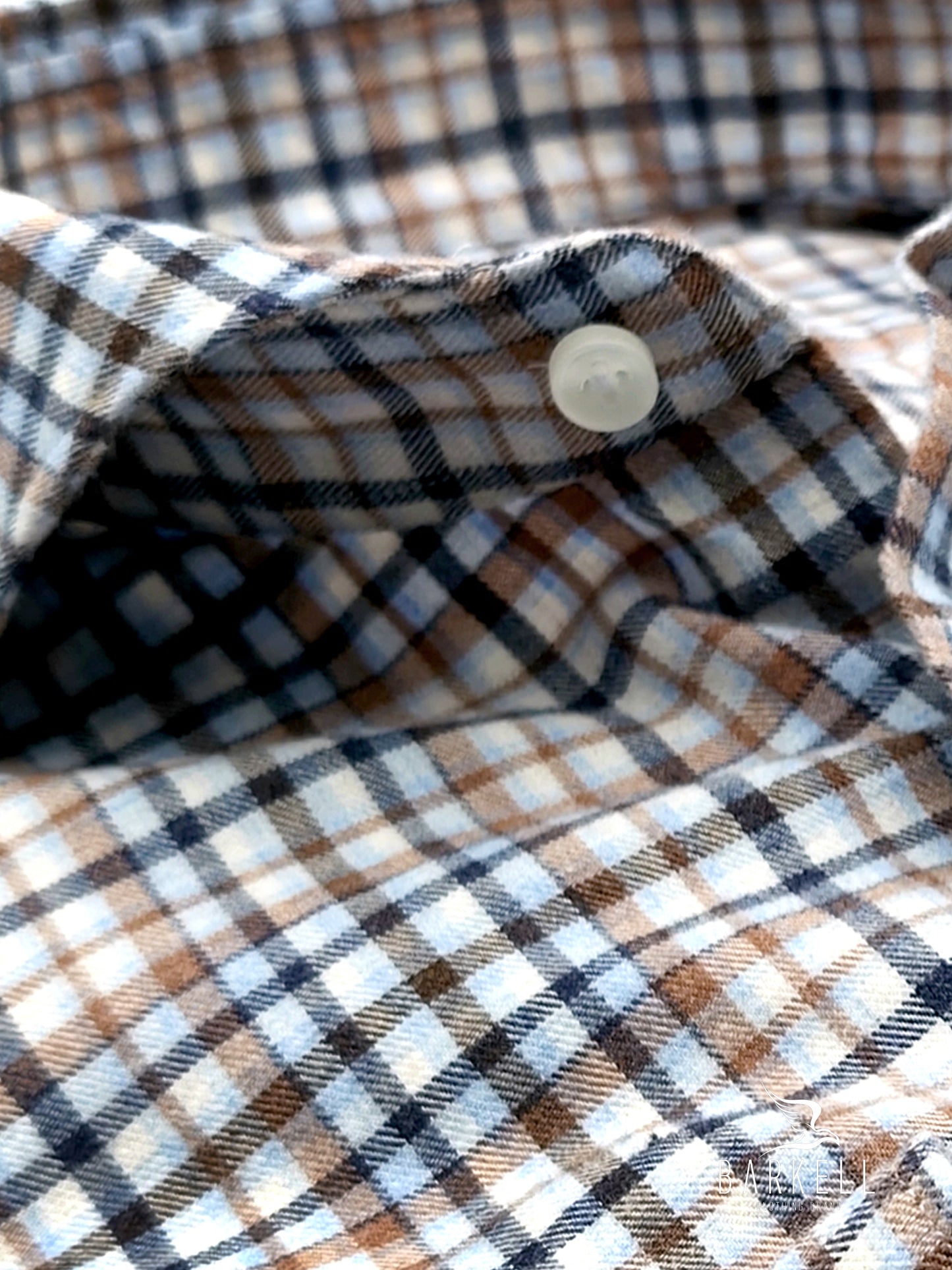 Camicia in Cotone Flanellato Quadro Multicolore Fondo Bianco Collo Francese Cutaway