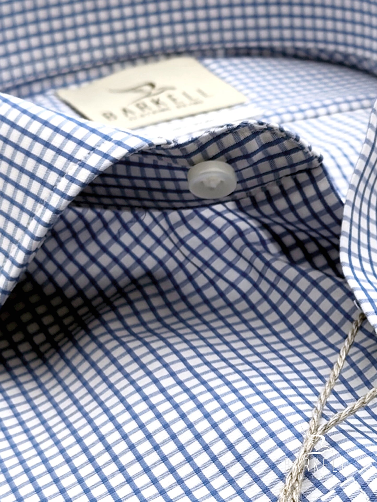 Camicia in Cotone No Stiro Quadretto Azzurro Fondo Bianco Collo Francese