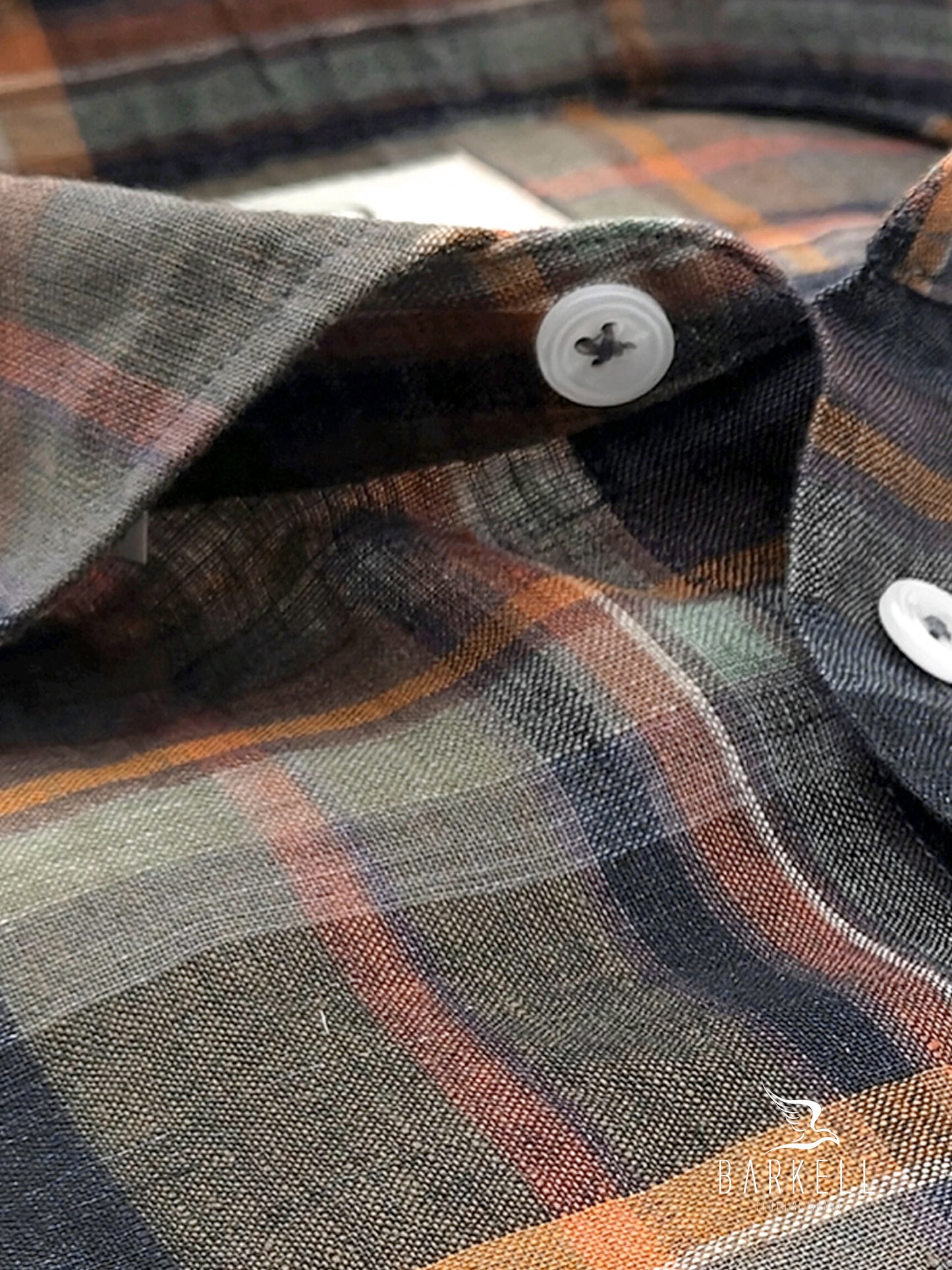 Camicia in Puro Lino Quadro Multicolor Fondo Fango Collo Francese Piccolo