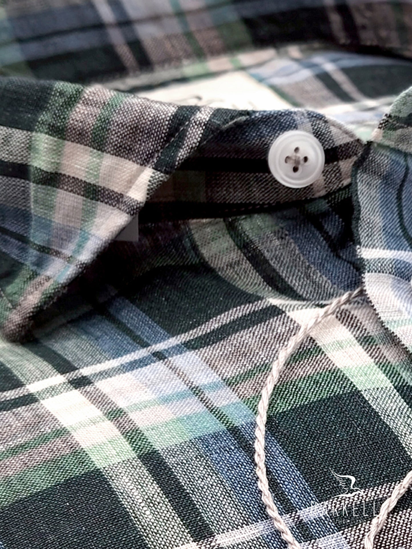 Camicia in Puro Lino Quadro Azzurro e Sabbia Fondo Verdone Collo Francese Piccolo