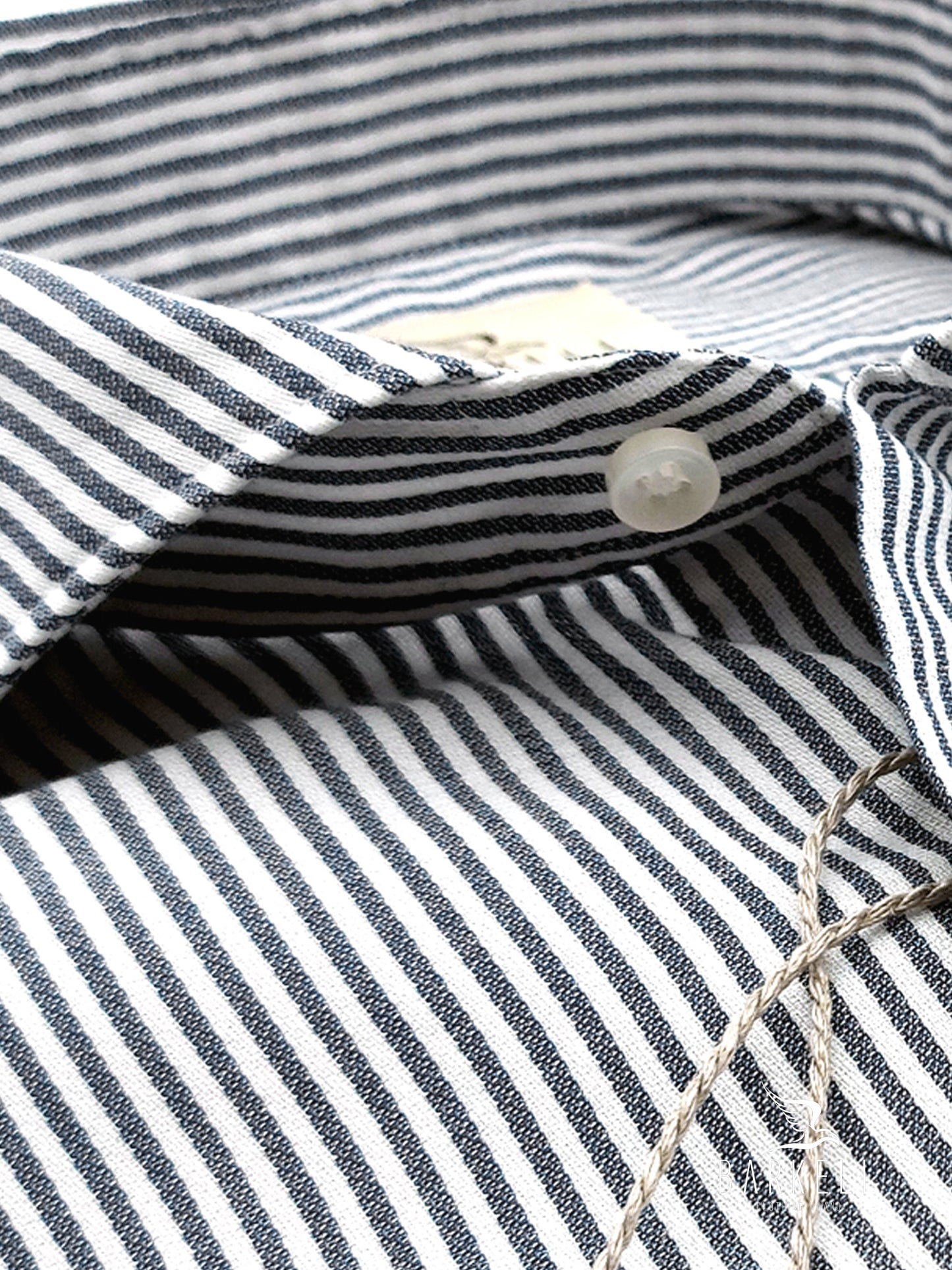 Camicia in Cotone Rigata Blu e Bianco Collo Francese Cutaway