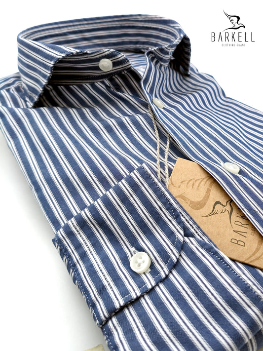 Camicia in Cotone Rigata Blu Denim e Bianco Collo Francese Cutaway