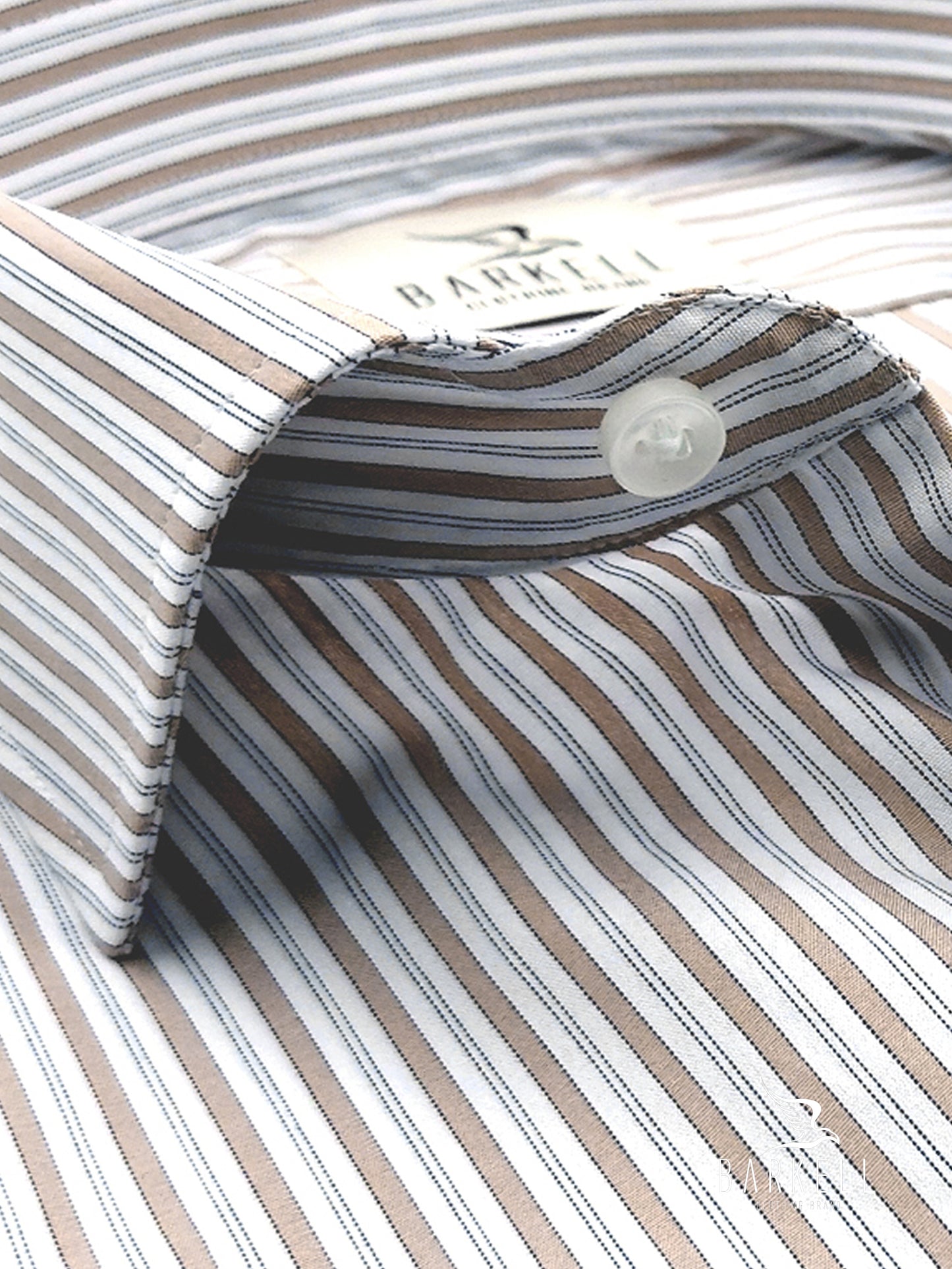 Camicia in Cotone Rigata Sabbia e Bianca Collo Francese