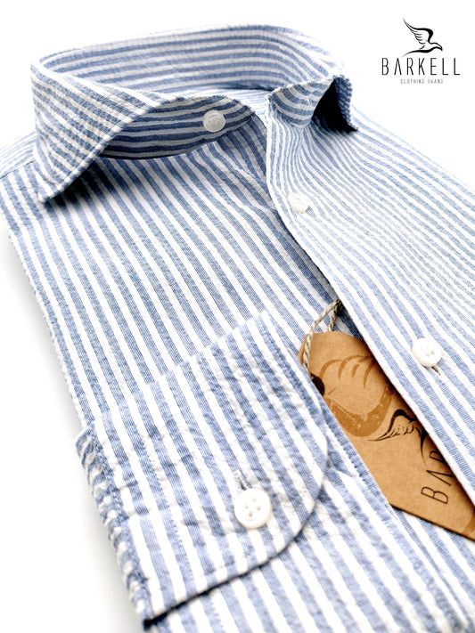 Camicia in Cotone Seersucker Rigata Blu e Bianco Collo Francese Cutaway