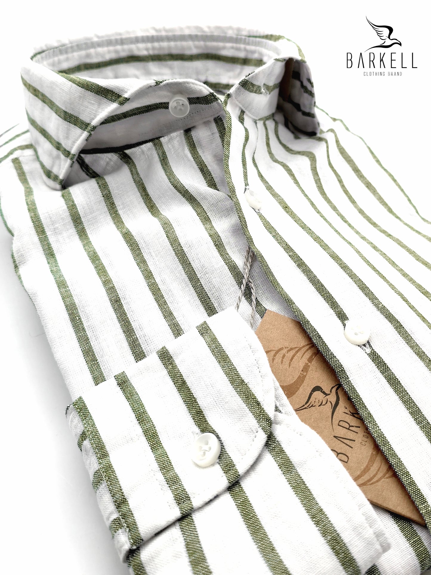 Camisa de mezcla de lino a rayas verde oliva y blanca con cuello italiano
