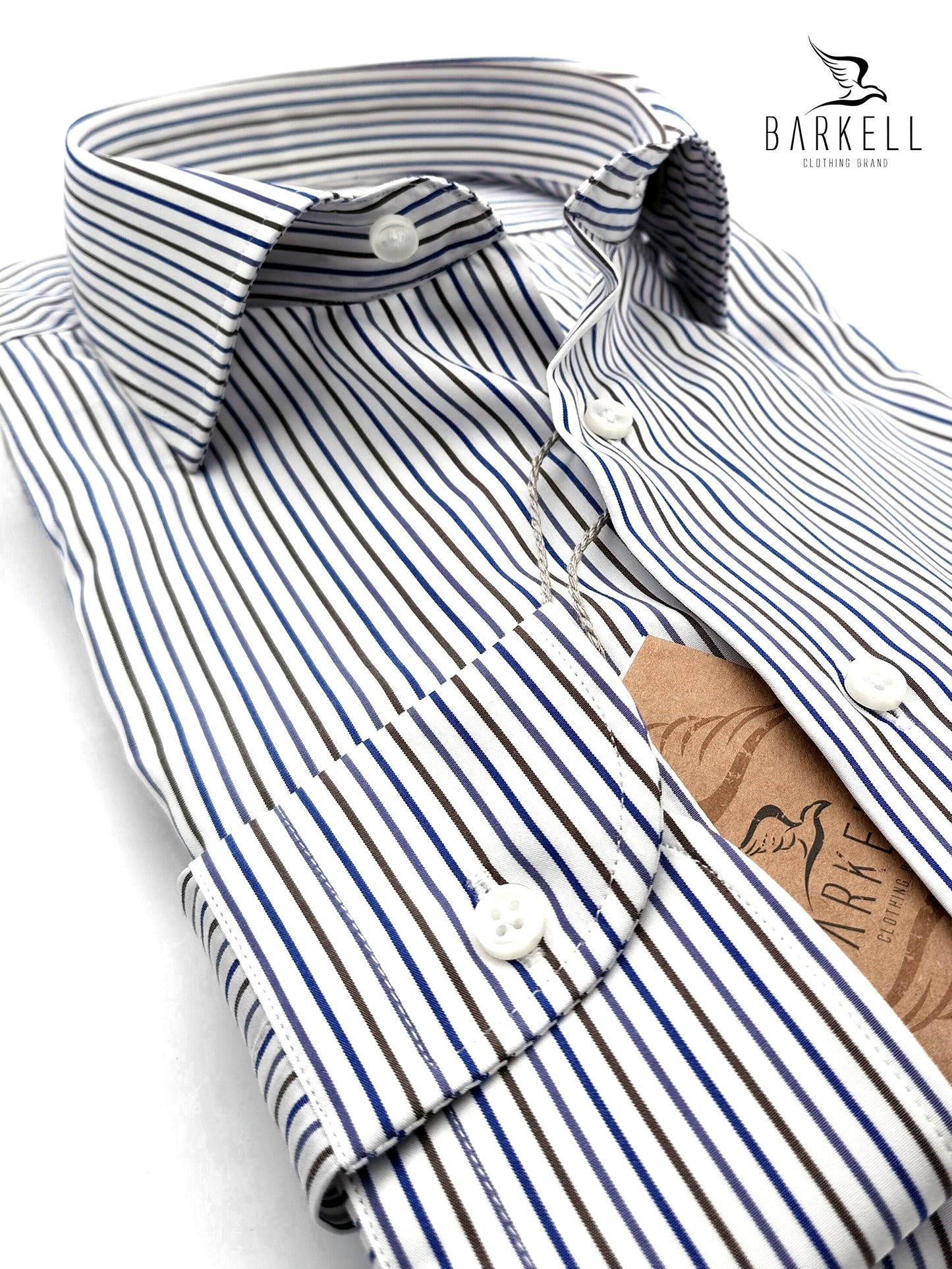 Camisa de algodón y cly de rayas azules y marrones con cuello francés